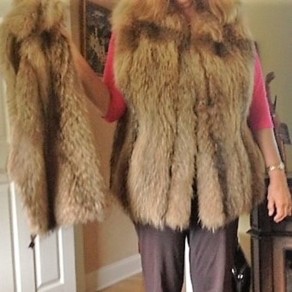 Bayshore Furriers Jackets & Blazers - RACOON TANUKI FUR VEST JACKET + 2 MATCHNG PELTS  M